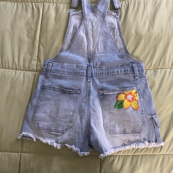 Flower Overalls🌸💐🌼 - Picture 2 of 6